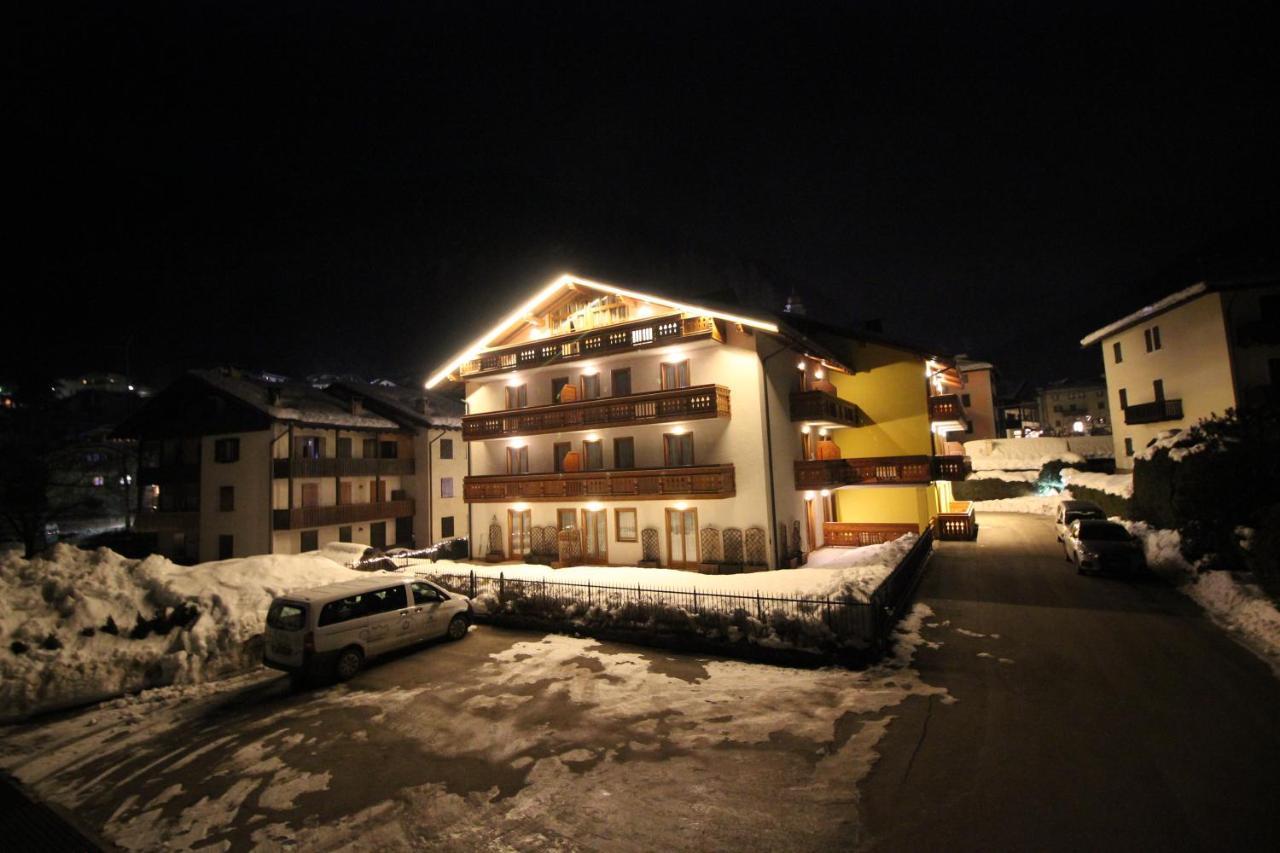 Park Residence Imperator Carisolo Dış mekan fotoğraf
